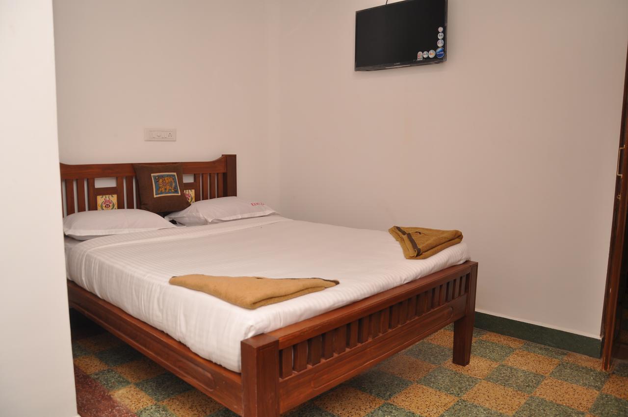 Rams Inn Танджавур Екстериор снимка
